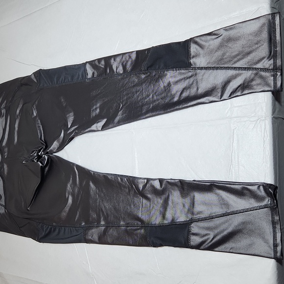 Energy Legging - Picture 9 of 11